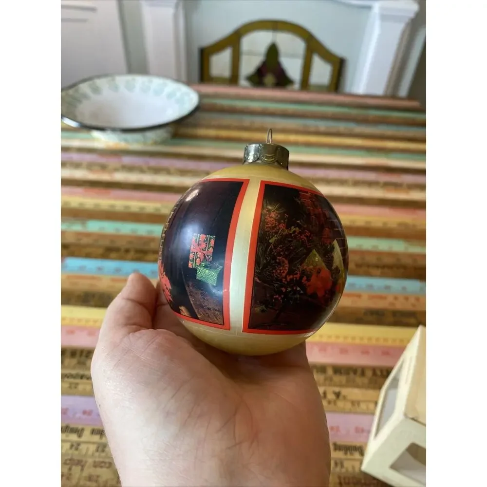 Hallmark - Christmas At Home - Glass Ball 1980 -‎ Keepsake Ornament Vintage